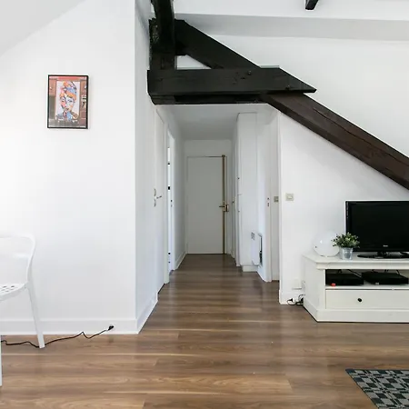 Upper 1br Cozy Apartment Paris
