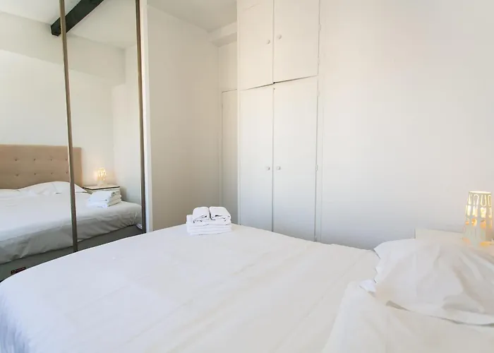 Upper Marais & Pompidou - 1Br - Cityapartmentstay * 巴黎